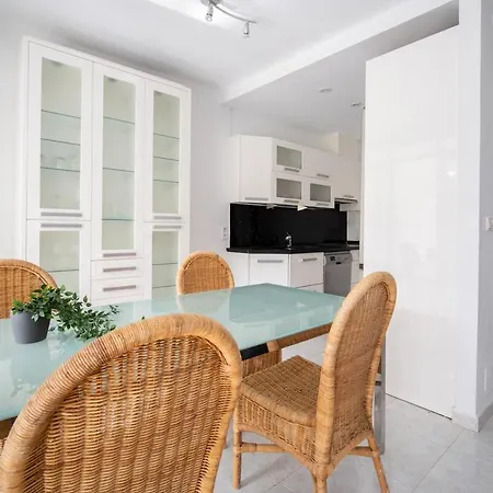 Stunning Townhouse In Pacos * Fuengirola