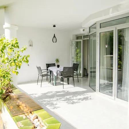 Stunning Townhouse In Pacos Fuengirola
