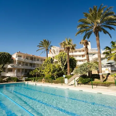 Stunning Townhouse In Pacos Apartment Fuengirola