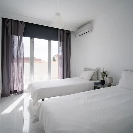 Stunning Townhouse In Pacos